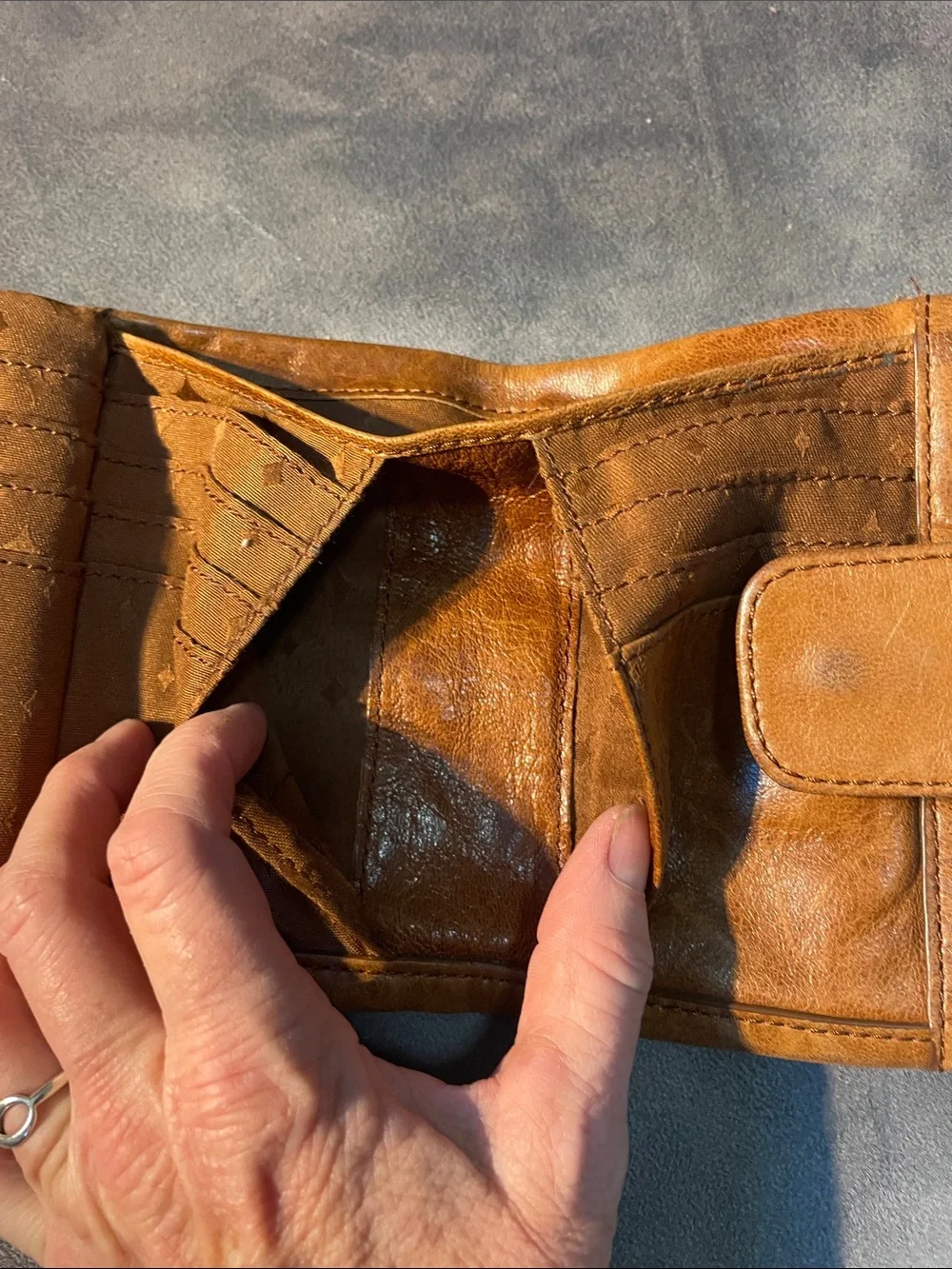 Fossil Tan Leather Wallet | Long Live Vintage